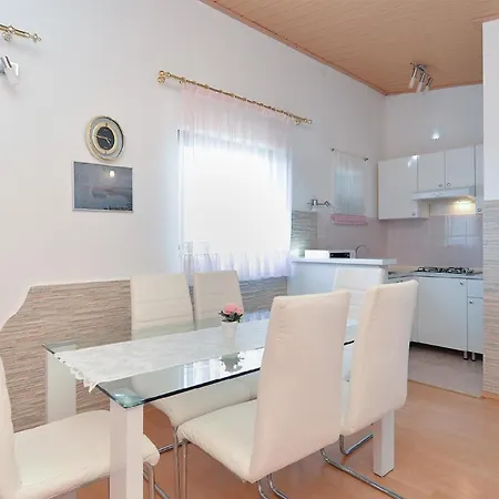 Fuer 6 Personen Ca 60 Qm In Peroj, Istrien Istrische Riviera * Peroj